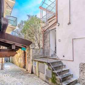 Hotel Exterior 1 DeMa, Barni Hotels