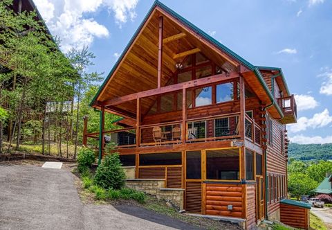 Others Luxurious Mountain Escape - Pool, Theater, Games, Hot Tub