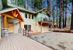 その他 6 Fully rebuilt riverfront home with deck, fireplace, & W/D - dog-friendly