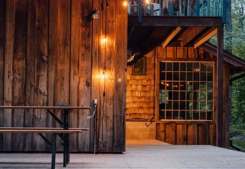 其他 Chic Catskills Cabin with Hot Tub and Fire Pit