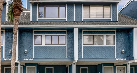 Others 2 Expansive Ocean Views and Spacious Layout - Stunning Oceanfront Retreat