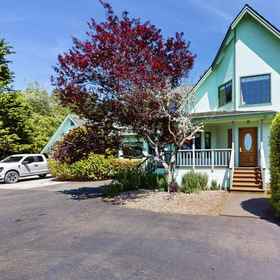 Hotel Exterior1Estate at Vista,洪堡州立大学飯店