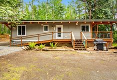 Lain-lain 2 Waterfront home on Lake Whatcom with private dock, beach, firepit & woodstove