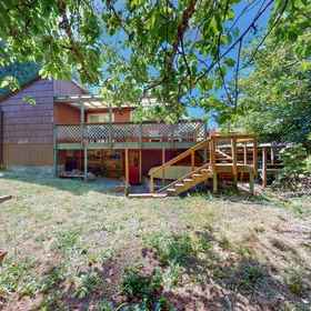 Hotel Exterior1Inviting home with full kitchen, patio, firepit, & W/D,Fort to Sea Trail飯店