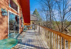 Lain-lain 5 Resort cabin w/private hot tub, pool table, washer/dryer, gas fireplace, decks