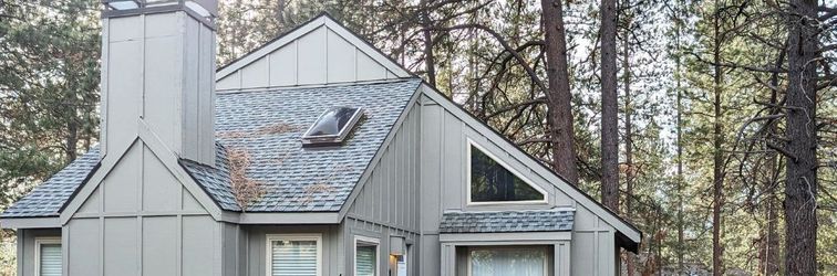 Others Cabin Style Home with Pellet Stove, A/C, & Private Hot Tub - Sequoia 14