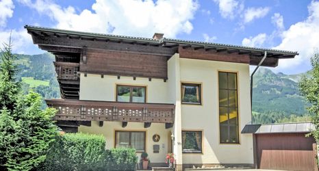 Lain-lain 2 Schmuckstück