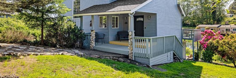 Khác Charming Lakefront Home with Private Hot Tub, Dock, and High-Speed WiFi