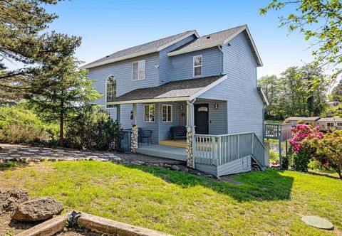 Khác Charming Lakefront Home with Private Hot Tub, Dock, and High-Speed WiFi