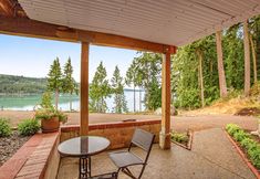 其他 6 Bayfront apartment with private patio, beach access, water views, AC & W/D