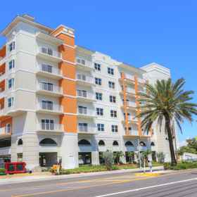 Hotel Exterior 1 Stunning Bay View Resort - Spa, Gym, Hot Tub, Wifi, Balcony, ピネラス郡 ホテル