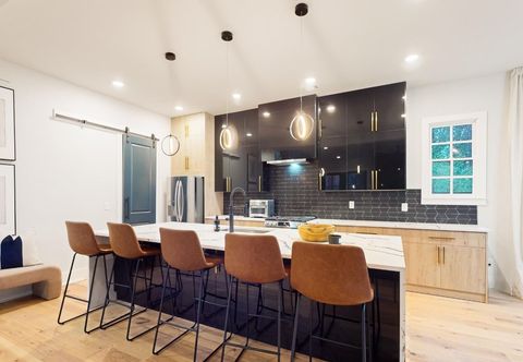 Others Atlanta Townhome Luxury