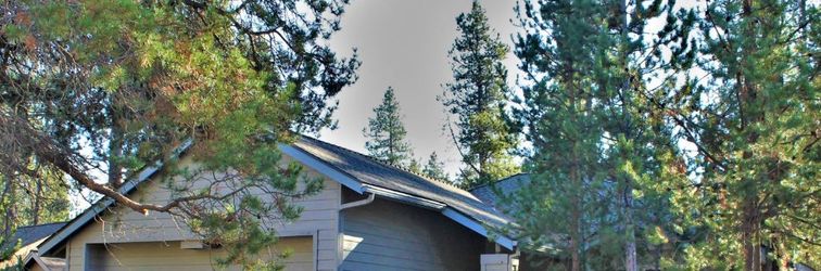 Others Poplar 32 - Rec Passes for Sharc, Updated Home, Centrally Located, Private Hot Tub