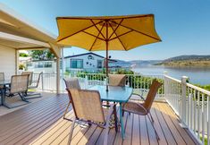 Lainnya 4 Lakefront Home with Incredible Water Views