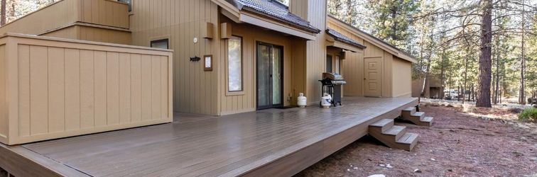 Lain-lain Private Hot Tub and Expansive Deck - Serene Retreat