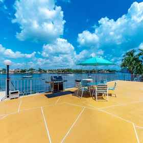 Hotel Interior/Public Areas 1 Paradise Perch, Museum of Discovery and Science Hotels