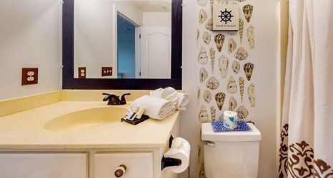 Others 2 The Palms --- 36507 Palm Dr #2203