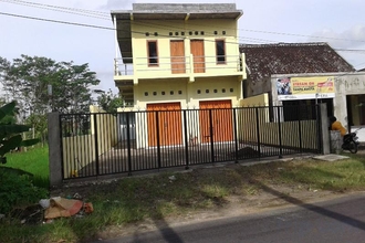 Lainnya Spot on 93020 Rumah Singgah Ganjuran