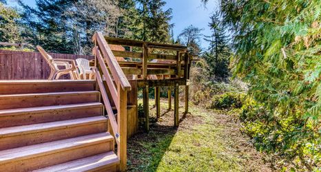 Others 2 Sea Spray Chalet