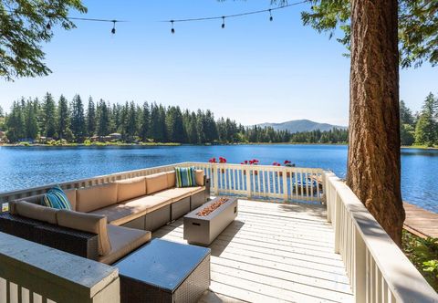 Others Lakefront cottage with docks, kayak, deck, firepit & new grill - drive to skiing