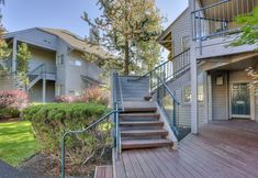 Others 4 Expansive River Views and Resort Amenities - Amazing Retreat