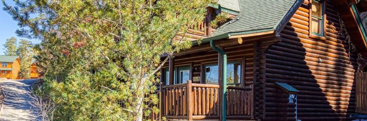 Others Breathtaking Mountain Views and Relaxing Hot Tub - Stunning Log Cabin