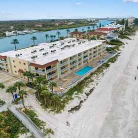 Hotel Exterior 1 Private Balcony and Pool Access - Stunning Intercoastal Oasis, Pinellas County Hotels