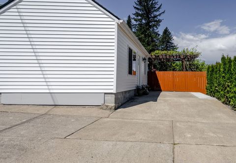 其他 Loft Space and Shared Backyard Oasis - Charming Cozy Retreat