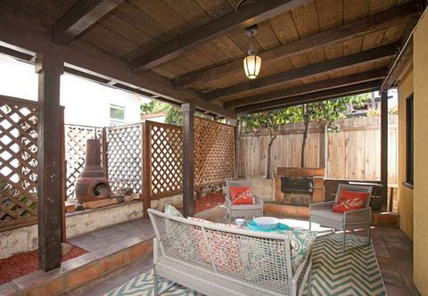 Others Charming Cottages with Cozy Outdoor Spaces - Delightful San Diego Escape