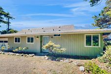 Others Seal Rock Seaclusion