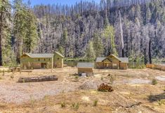 その他 5 Fully rebuilt riverfront home with deck, fireplace, & W/D - dog-friendly