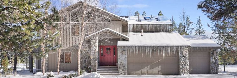 其他 Golf Course Views, Hot Tub and Sharc Passes - Luxurious Haven