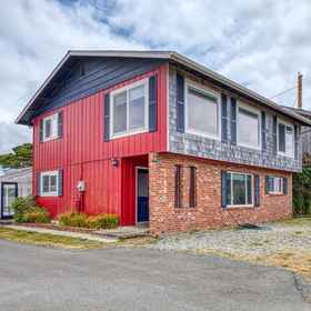 Hotel Exterior1Tidal Links,库斯县飯店