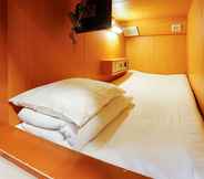 Others 6 Niko Niko Capsule Hotel