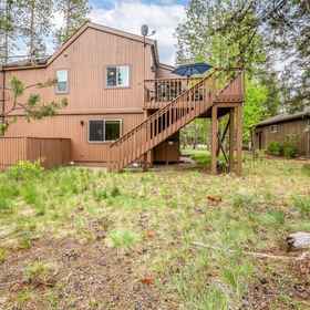 Hotel Exterior 1 Beech Lane 2, Lava Lands Visitor Center Hotels