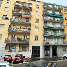 Hotel Exterior 1 コンタリニ, カルロ・ベスタ神経学研究所 ホテル