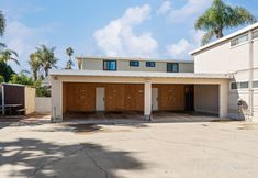 其他 4 Steps from Beach with Modern Amenities - Cozy Coastal Escape