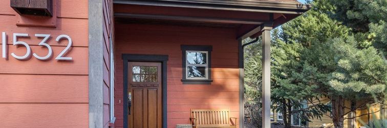 Lain-lain Private Hot Tub and Deck Among Pines - Spacious Family Retreat