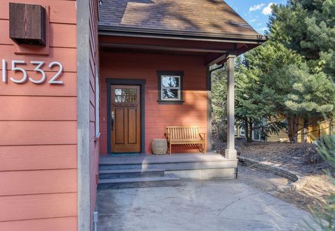 Lain-lain Private Hot Tub and Deck Among Pines - Spacious Family Retreat