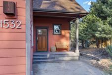 Lain-lain Private Hot Tub and Deck Among Pines - Spacious Family Retreat