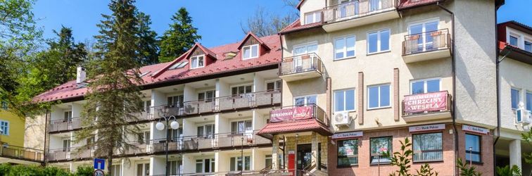 Khác Amelia Zdroj Medical & Spa