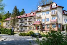 Khác Amelia Zdroj Medical & Spa