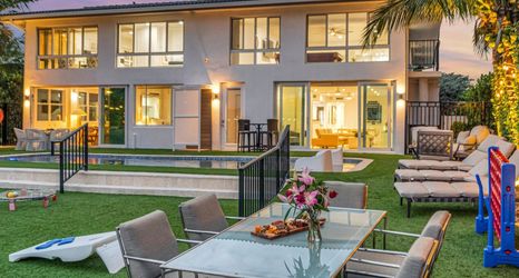 其他 2 Tranquil Waterfront Haven - Heated Pool, Grill, Wifi