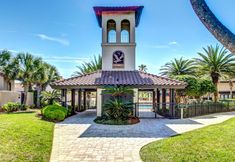 Others 4 Stunning Ocean Views and Gourmet Kitchen - Elegant Luxury Retreat