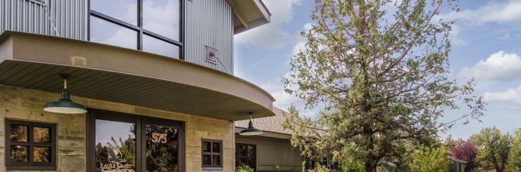 Others 2-Story Home w/Patio, Gas Grill, Gas Fireplace, Free WiFi, Shared Pools, Hot Tub