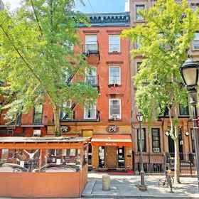 Hotel Exterior 1 Modern Amenities and Cozy Ambiance - Charming Contemporary Haven, Jacob K. Javits Convention Center Hotels