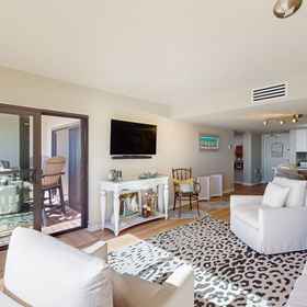 Others 1 Căn hộ tầng 4, hướng biển với ban công, WiFi, Máy giặt/Máy sấy & Hồ bơi/Sân tennis chung, Khách sạn Nassau County