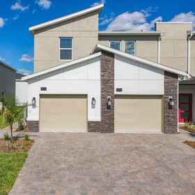 Hotel Exterior 1 ห้องเกมและการเข้าถึงสิ่งอำนวยความสะดวกของรีสอร์ทที่น่าตื่นเต้น - โอเอซิสอันน่าทึ่ง, โรงแรม & ที่พัก Calabay Palms Villa