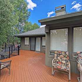 Hotel Interior/Public Areas 1 Hot Tub and Recreation Passes with Golf Course View - Stunning Retreat, Lava Lands Visitor Center Hotels