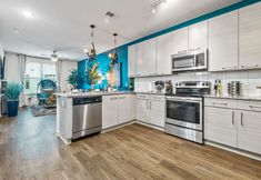 기타 6 Rooftop Lounge and Pool Access - Exotic Tropical Retreat